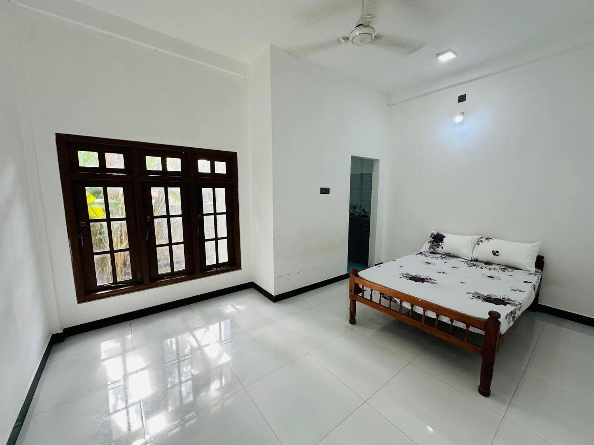 Lalitha Holiday Inn Jaffna Exterior foto